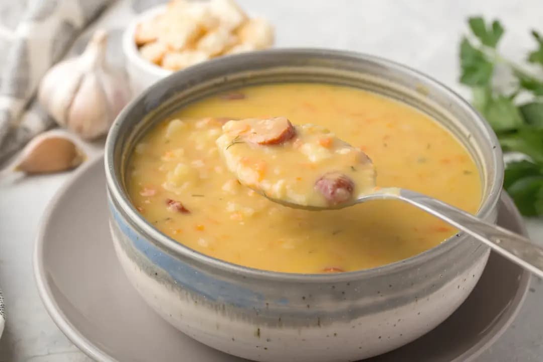 Canjiquinha de Milho com Linguiça Calabresa